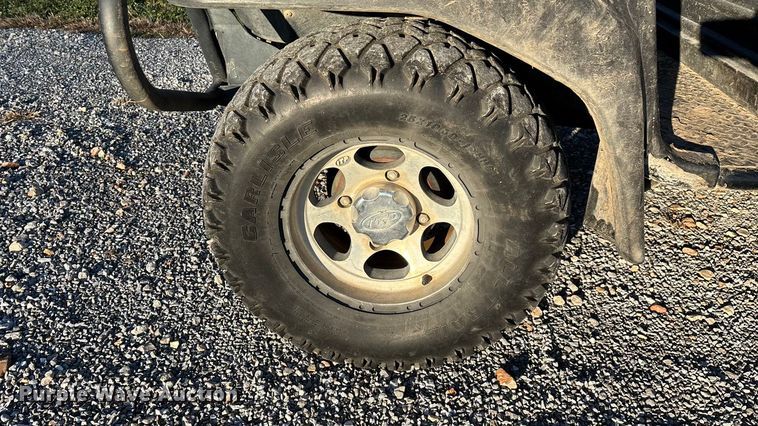 image for item EN5913 2007 Kawasaki Mule 3010 utility vehicle