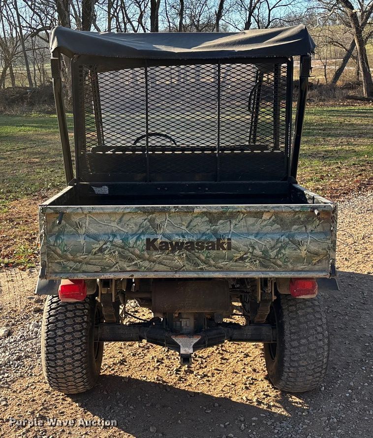 image for item EN5914 2005 Kawasaki Mule 3010 utility vehicle