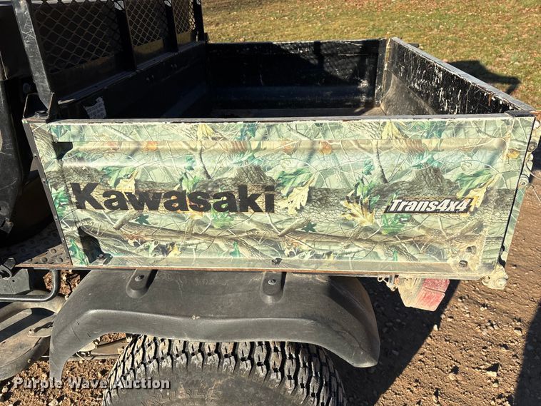 image for item EN5914 2005 Kawasaki Mule 3010 utility vehicle