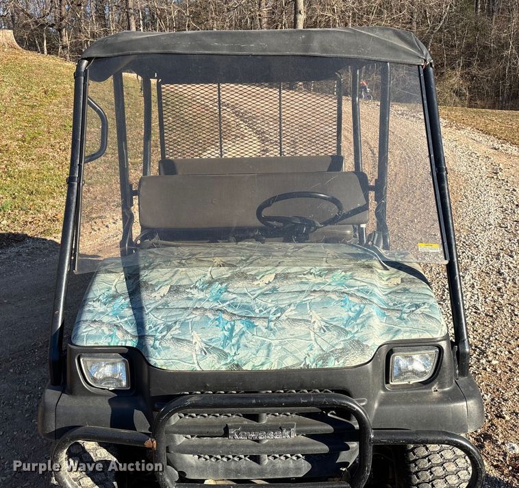 image for item EN5914 2005 Kawasaki Mule 3010 utility vehicle