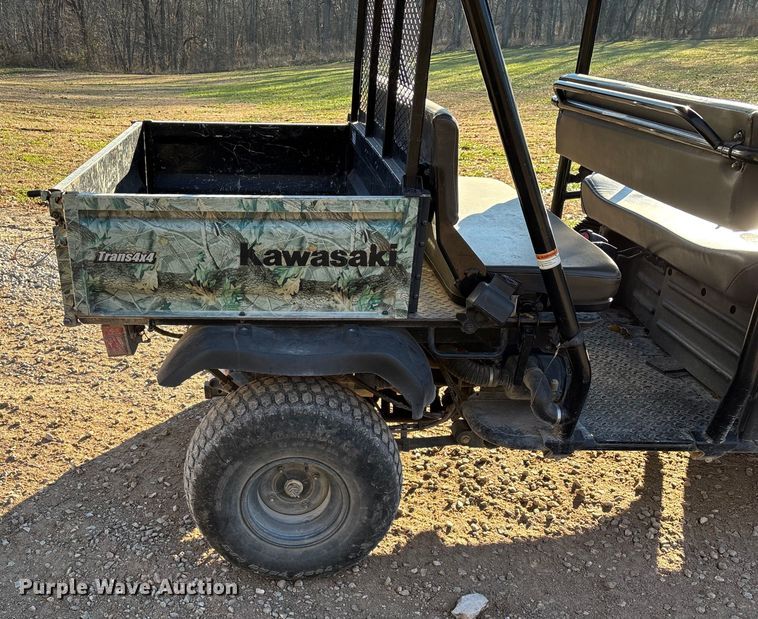 image for item EN5914 2005 Kawasaki Mule 3010 utility vehicle