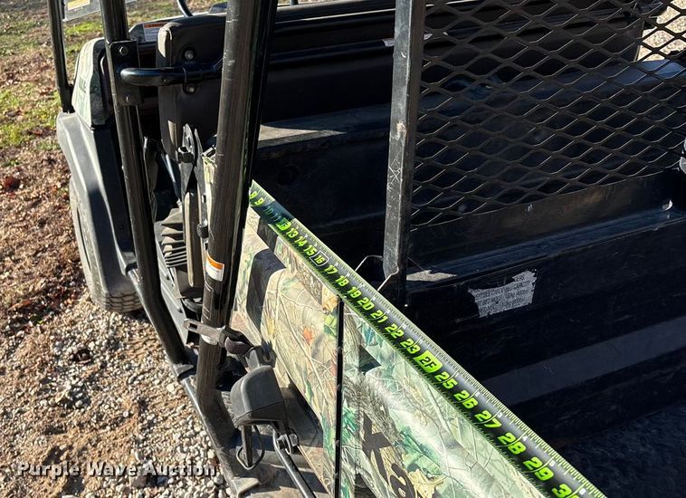 image for item EN5914 2005 Kawasaki Mule 3010 utility vehicle