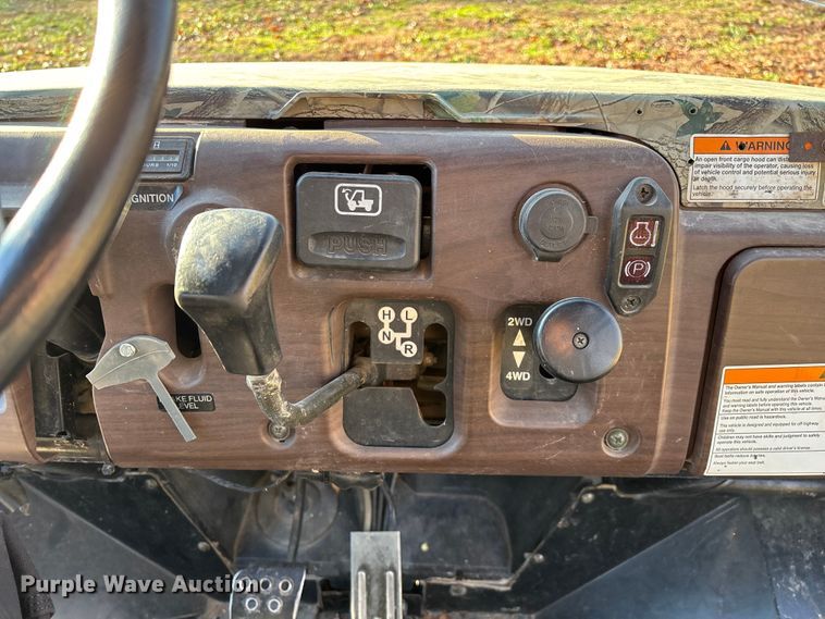 image for item EN5914 2005 Kawasaki Mule 3010 utility vehicle