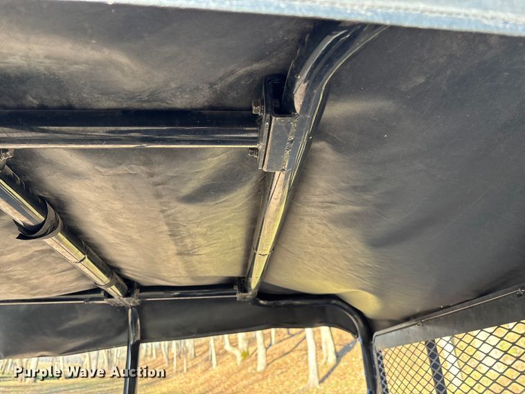 image for item EN5914 2005 Kawasaki Mule 3010 utility vehicle