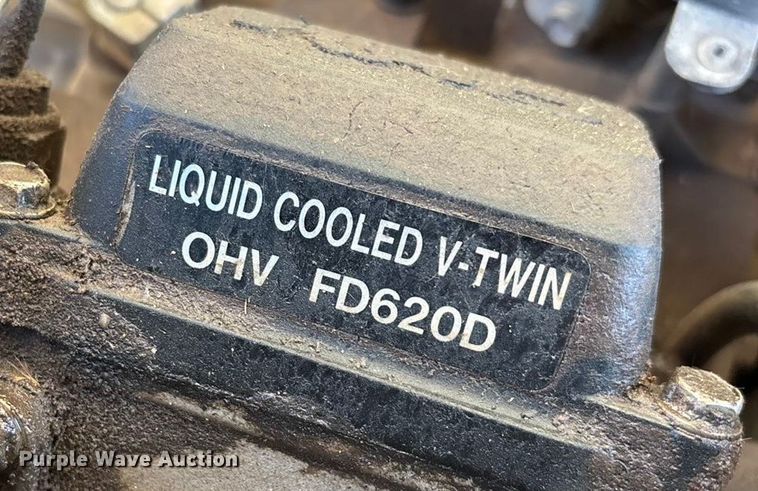 image for item EN5914 2005 Kawasaki Mule 3010 utility vehicle