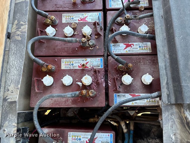 image for item EN5917 Bad Boy Buggies BB-AMS4 golf cart