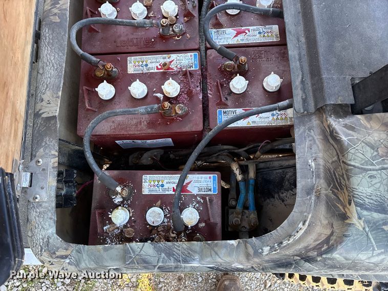 image for item EN5917 Bad Boy Buggies BB-AMS4 golf cart