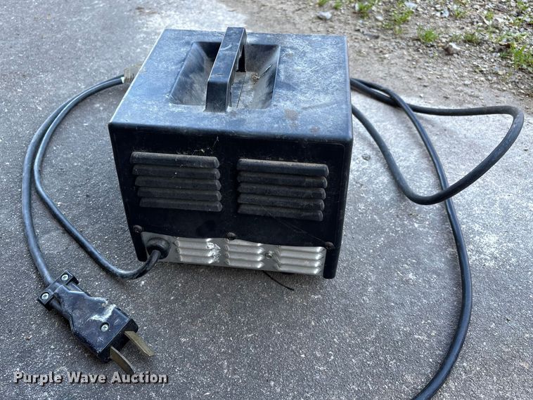 image for item EN5917 Bad Boy Buggies BB-AMS4 golf cart