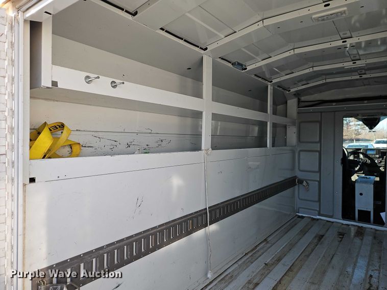 image for item EO4900 2021 Ford Transit utility van