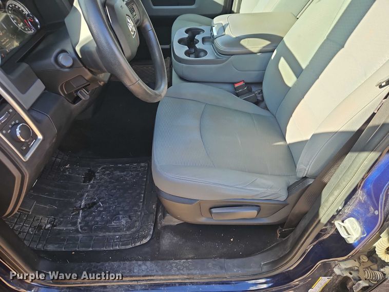 image for item EO4907 2013 RAM 1500 Ext. Cab pickup truck