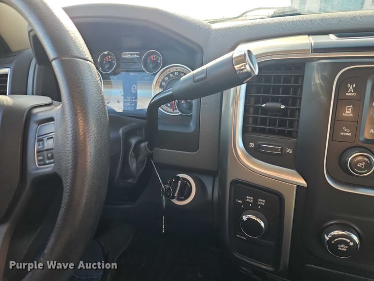 image for item EO4907 2013 RAM 1500 Ext. Cab pickup truck