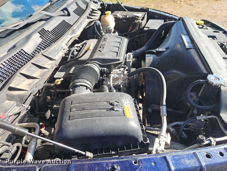 image for item EO4907 2013 RAM 1500 Ext. Cab pickup truck