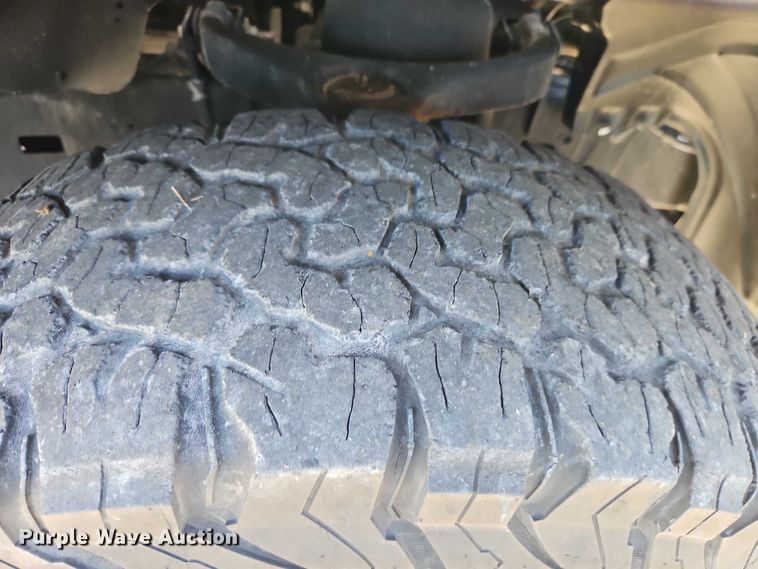 image for item EO4907 2013 RAM 1500 Ext. Cab pickup truck