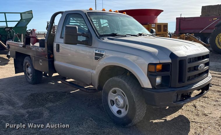 image for item EP2708 2008 Ford F350 flatbed pickup truck
