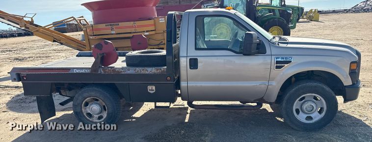 image for item EP2708 2008 Ford F350 flatbed pickup truck