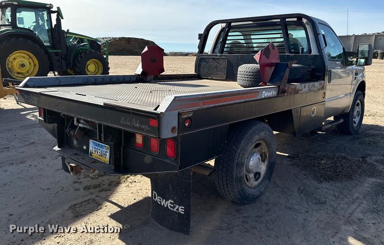 image for item EP2708 2008 Ford F350 flatbed pickup truck