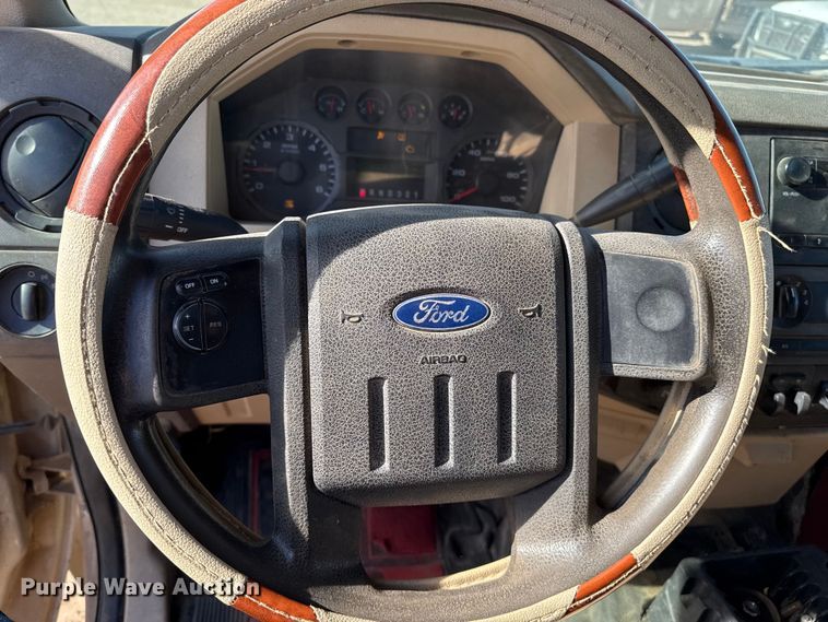 image for item EP2708 2008 Ford F350 flatbed pickup truck