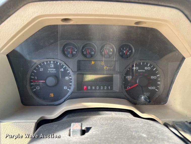 image for item EP2708 2008 Ford F350 flatbed pickup truck