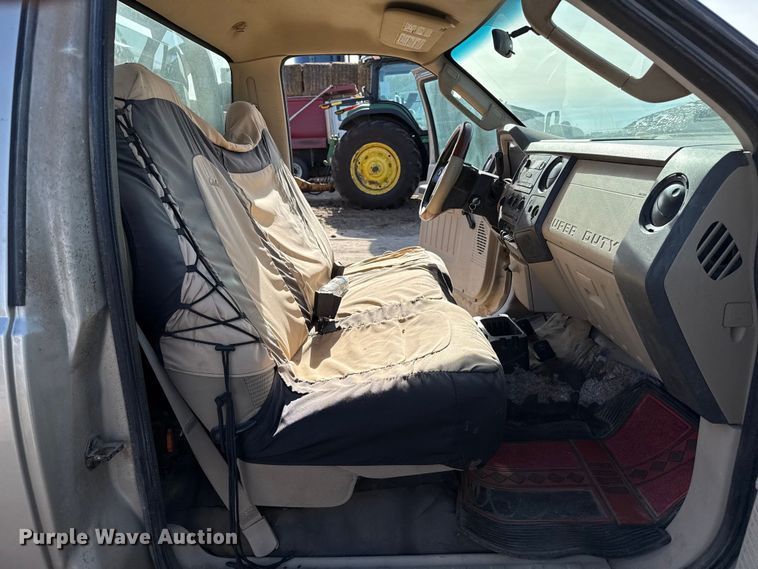 image for item EP2708 2008 Ford F350 flatbed pickup truck