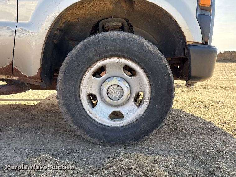 image for item EP2708 2008 Ford F350 flatbed pickup truck