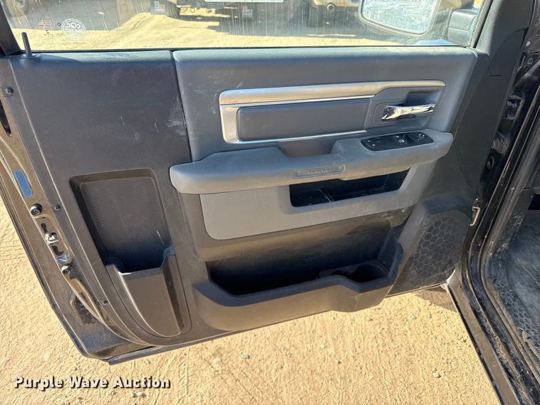 image for item EP2709 2015 Ram 1500 pickup truck