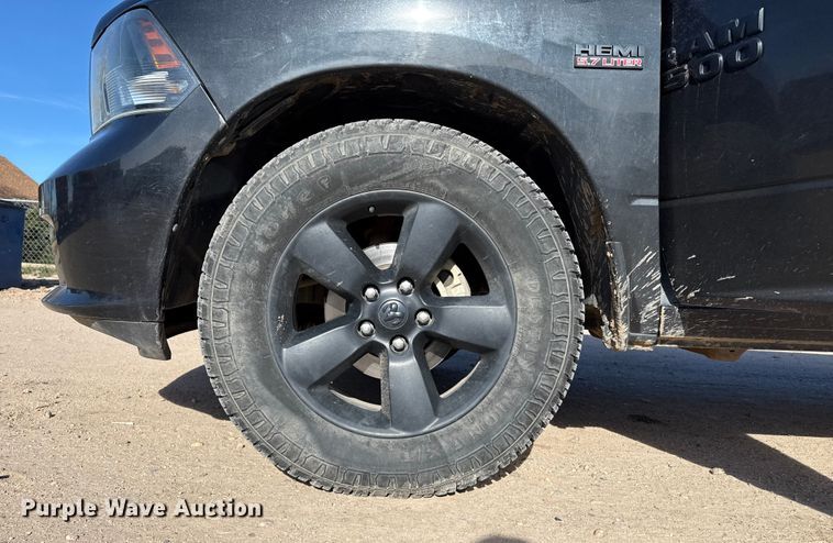 image for item EP2709 2015 Ram 1500 pickup truck