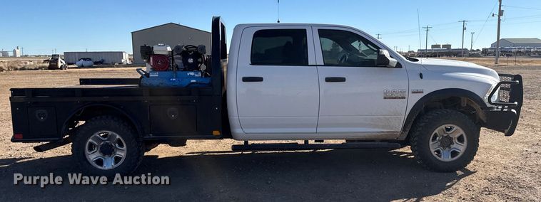 image for item EP2717 2018 RAM 2500 Crew Cab flatbed pickup truck