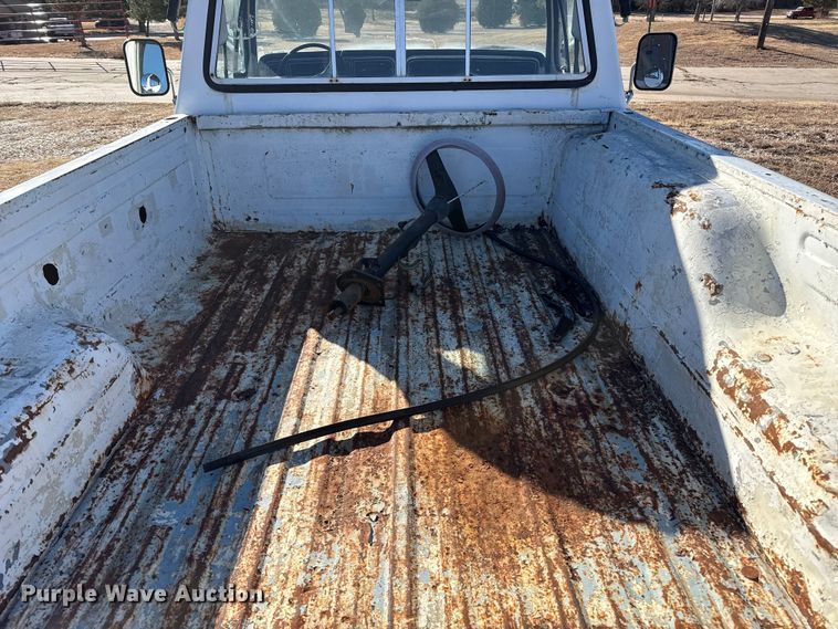 image for item EP2734 1977 Ford F350 Ranger Camper Special pickup truck