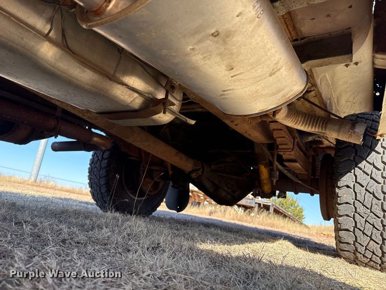 image for item EP2734 1977 Ford F350 Ranger Camper Special pickup truck