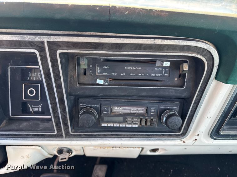 image for item EP2734 1977 Ford F350 Ranger Camper Special pickup truck