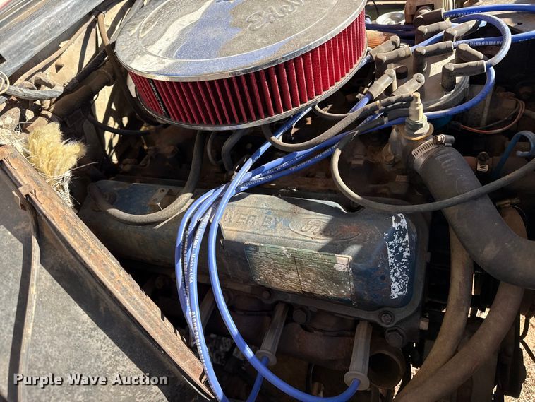 image for item EP2734 1977 Ford F350 Ranger Camper Special pickup truck