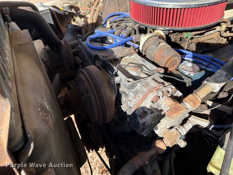 image for item EP2734 1977 Ford F350 Ranger Camper Special pickup truck