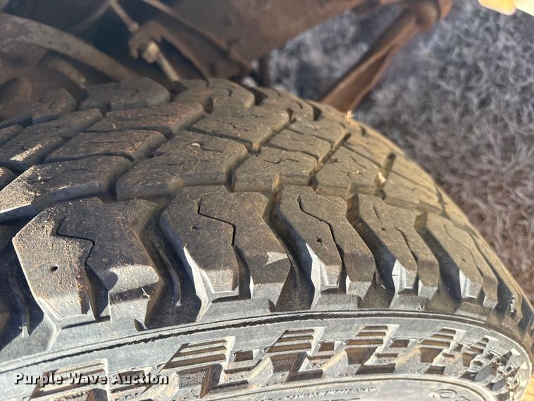 image for item EP2734 1977 Ford F350 Ranger Camper Special pickup truck