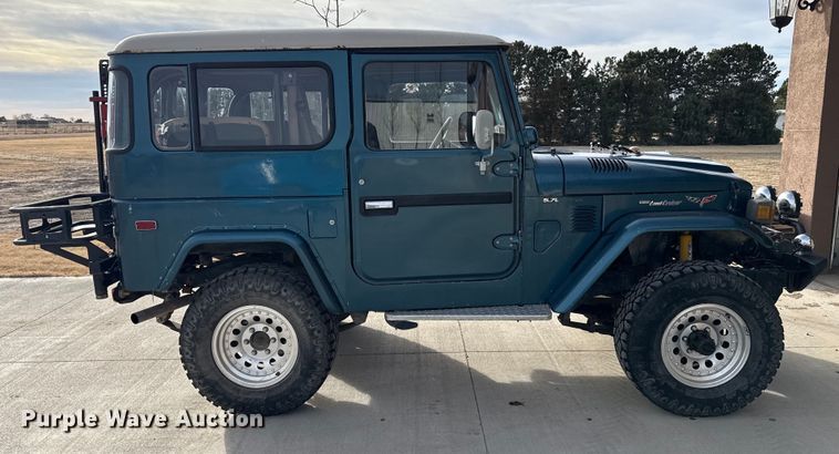 image for item EP2744 1979 Toyota FJ40 Land Cruiser SUV