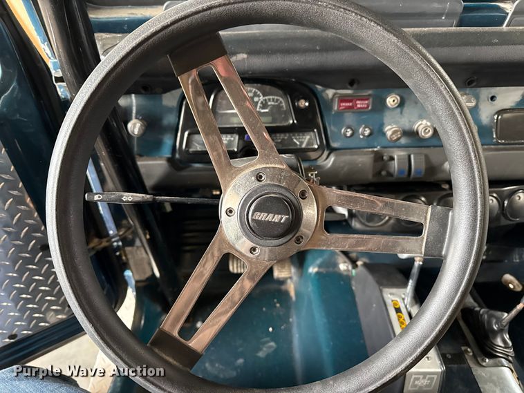 image for item EP2744 1979 Toyota FJ40 Land Cruiser SUV