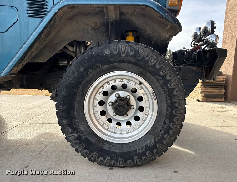 image for item EP2744 1979 Toyota FJ40 Land Cruiser SUV