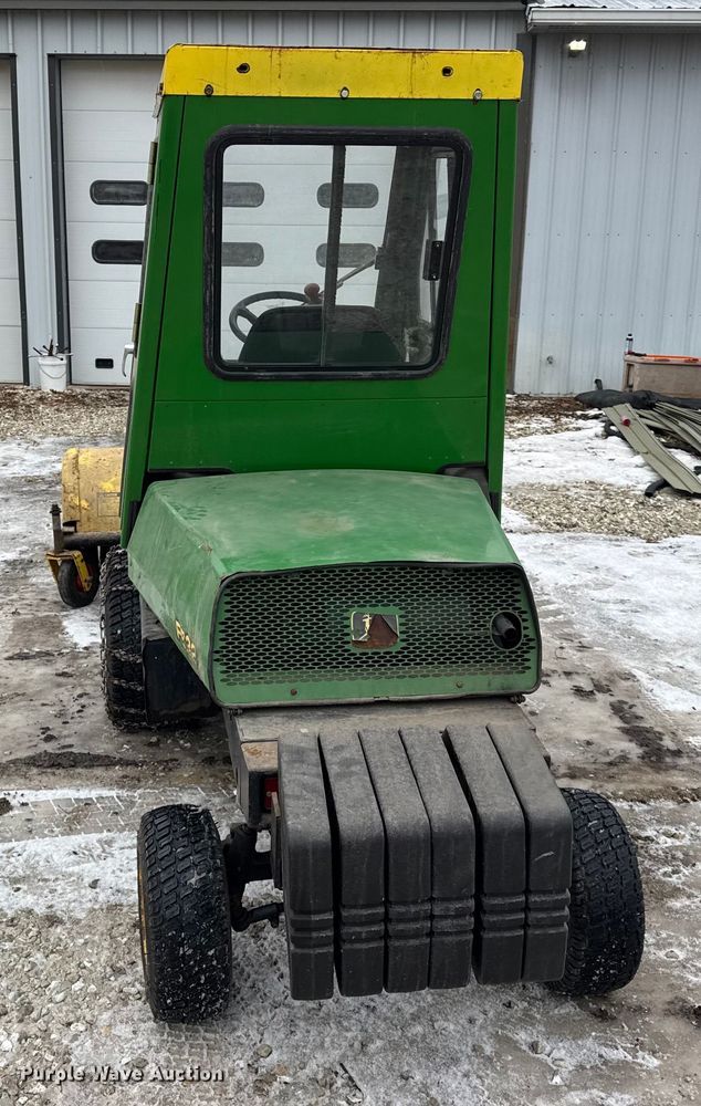 image for item ER0332 John Deere F932 lawn mower