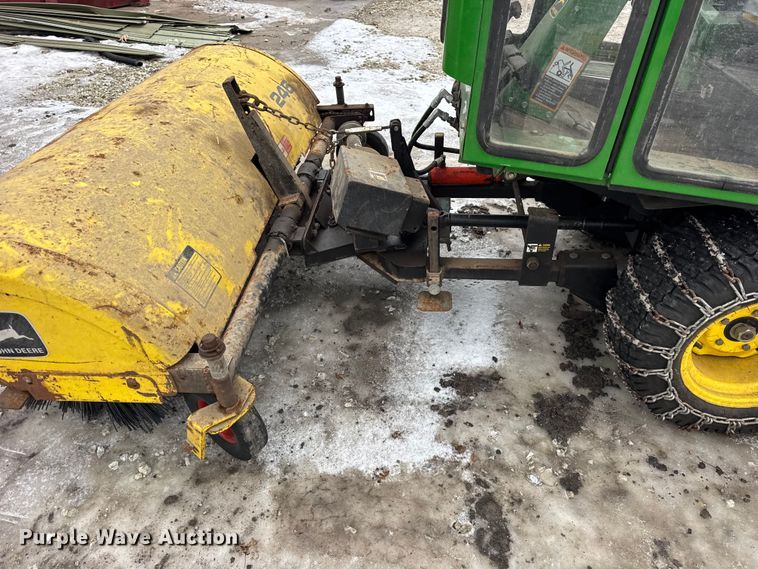 image for item ER0332 John Deere F932 lawn mower