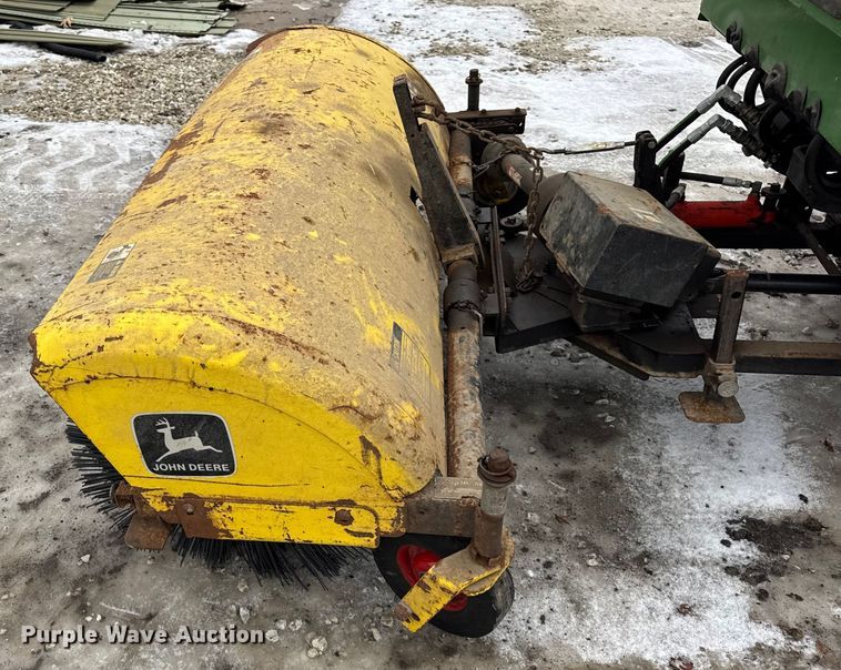 image for item ER0332 John Deere F932 lawn mower