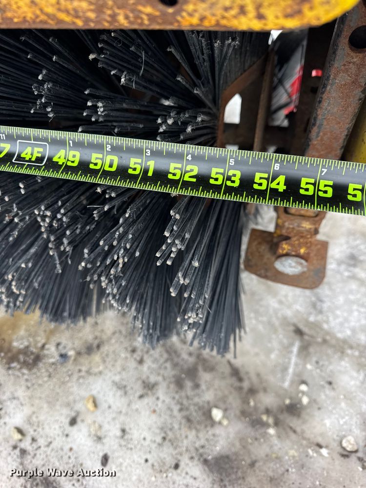 image for item ER0332 John Deere F932 lawn mower