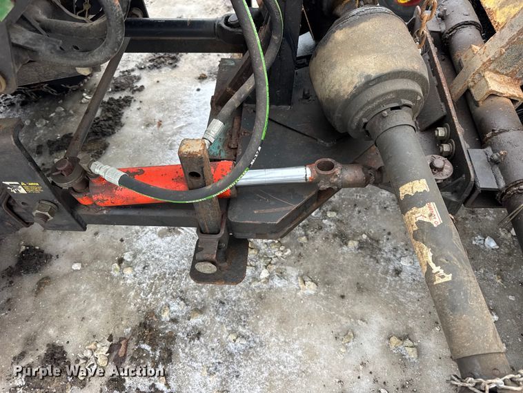 image for item ER0332 John Deere F932 lawn mower