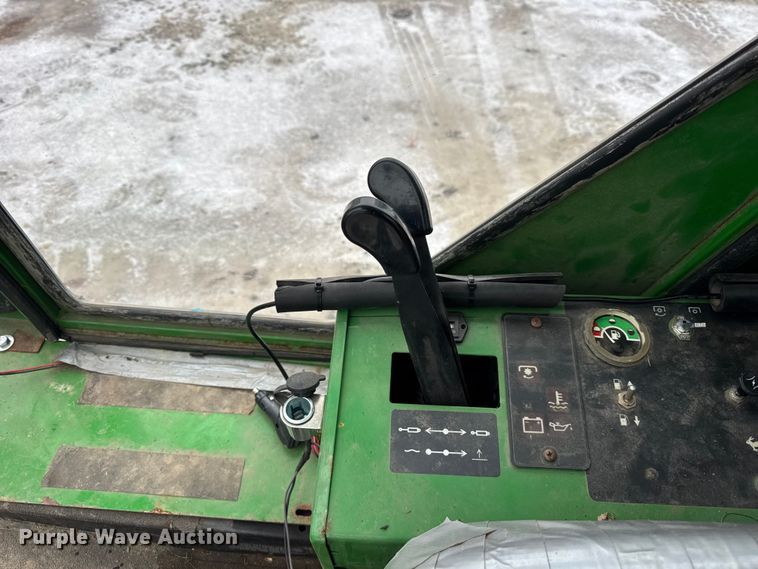 image for item ER0332 John Deere F932 lawn mower