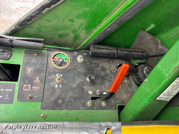 image for item ER0332 John Deere F932 lawn mower