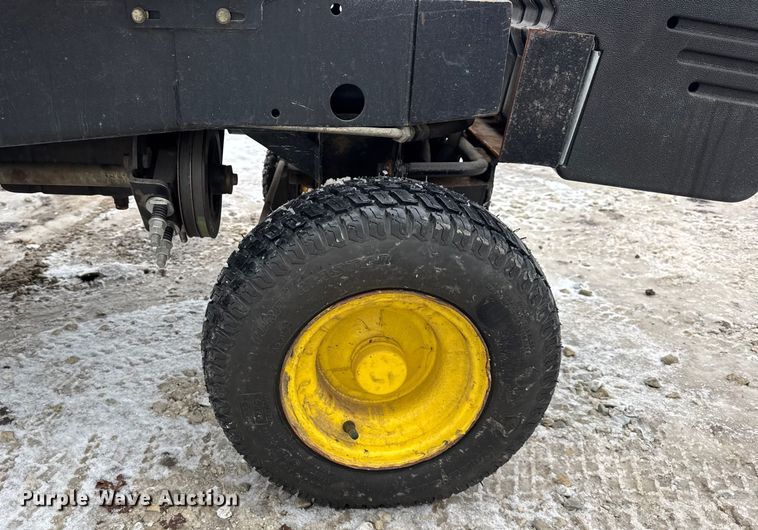 image for item ER0332 John Deere F932 lawn mower