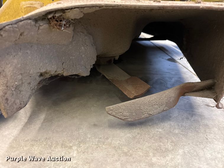 image for item ER0332 John Deere F932 lawn mower