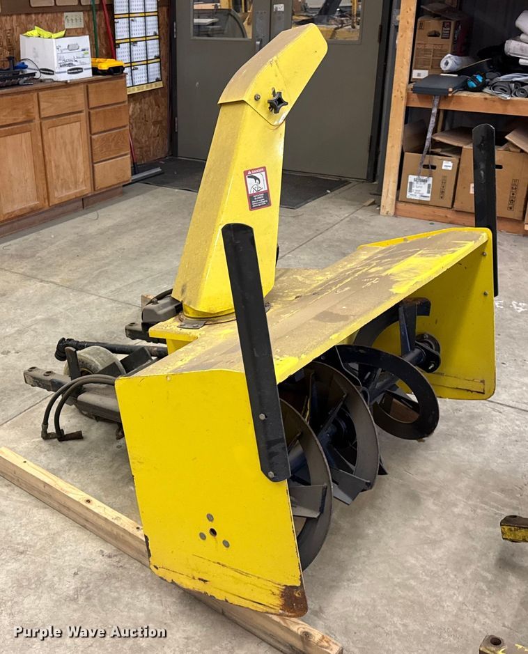 image for item ER0332 John Deere F932 lawn mower