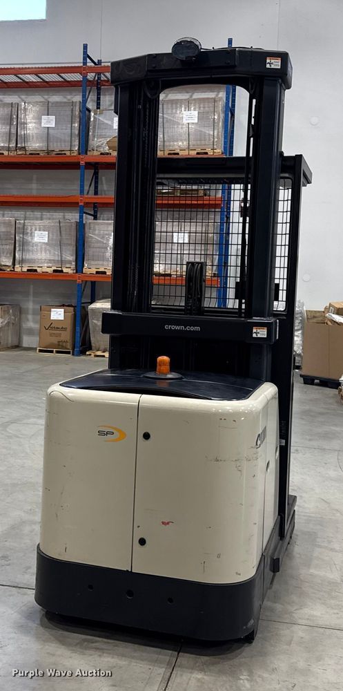 image for item ER0346 2016 Crown SP3520-30 order picker