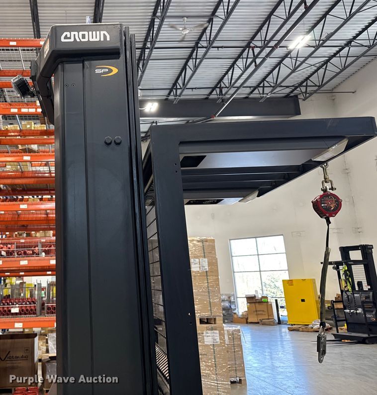 image for item ER0346 2016 Crown SP3520-30 order picker