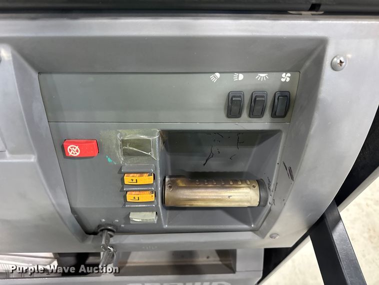 image for item ER0346 2016 Crown SP3520-30 order picker