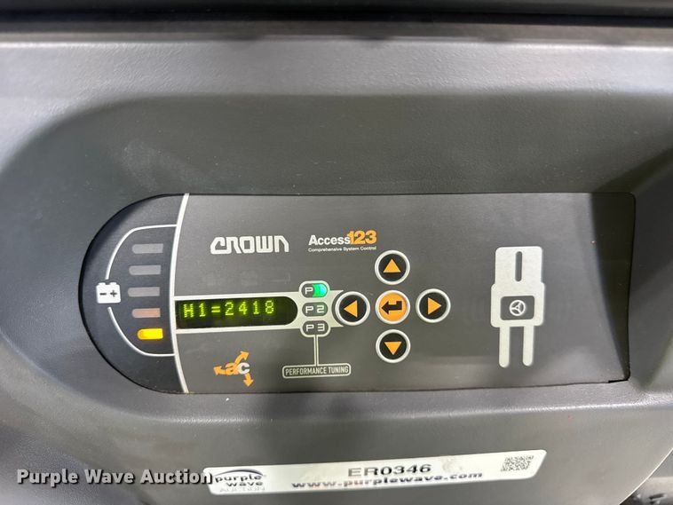 image for item ER0346 2016 Crown SP3520-30 order picker